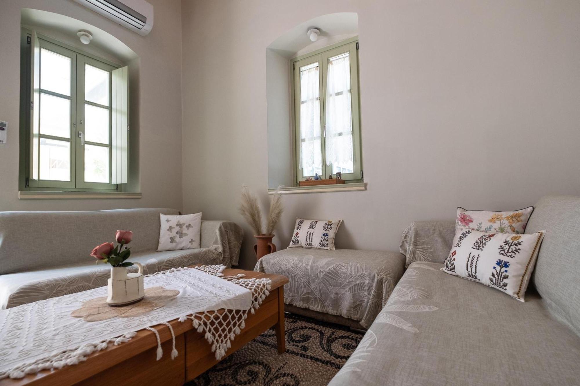 Siliguri Traditional House Vakantiehuis Rhodes City